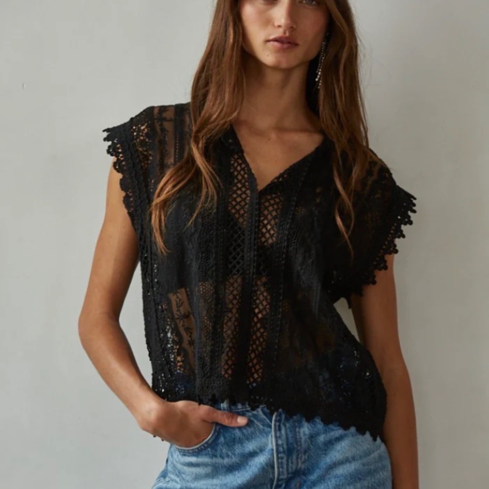 By Together Black Lace Woven Cotton Snap Closure Top